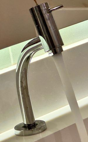 Apartamento para alugar com 57m², 2 quartos e sem vaga