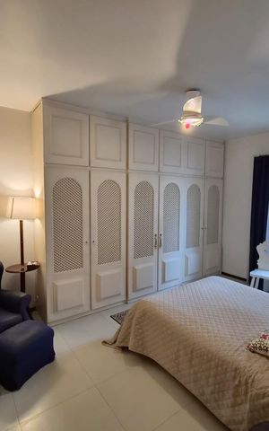 Apartamento à venda com 150m², 4 quartos e 2 vagas Apartamento à venda com 150m², 4 quartos e 2 vagasSuíte