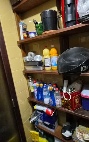 Apartamento à venda com 150m², 4 quartos e 2 vagas Apartamento à venda com 150m², 4 quartos e 2 vagasDespensa