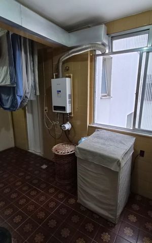 Apartamento à venda com 150m², 4 quartos e 2 vagas Apartamento à venda com 150m², 4 quartos e 2 vagasÁrea de serviço