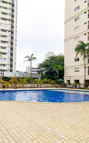 Apartamento à venda com 178m², 3 quartos e 3 vagas Apartamento à venda com 178m², 3 quartos e 3 vagasPiscina