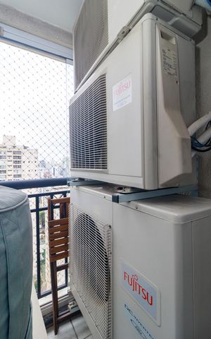 Apartamento à venda com 178m², 3 quartos e 3 vagas Apartamento à venda com 178m², 3 quartos e 3 vagasSuíte 2 - Varanda