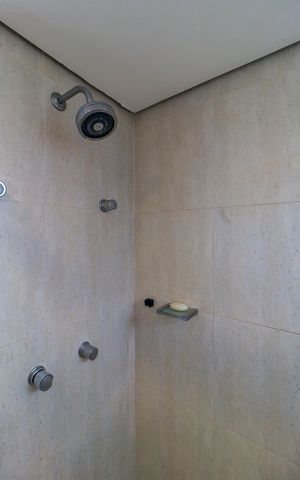 Apartamento à venda com 178m², 3 quartos e 3 vagas Apartamento à venda com 178m², 3 quartos e 3 vagasSuíte 1 - Banheiro