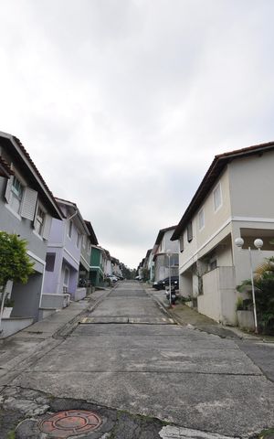 Casa de condomínio à venda com 90m², 3 quartos e 1 vagaAspecto geral do condomínio