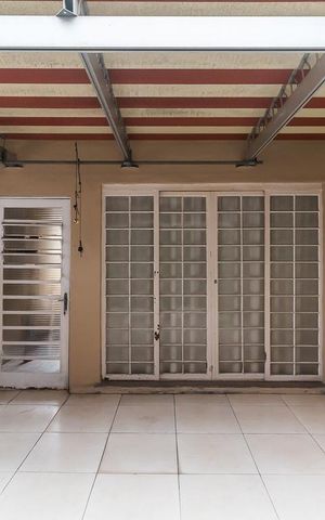 Casa para alugar com 299m², 3 quartos e 2 vagas Casa para alugar com 299m², 3 quartos e 2 vagasGaragem