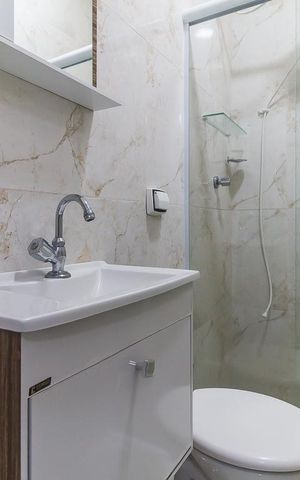 Casa para alugar com 299m², 3 quartos e 2 vagas Casa para alugar com 299m², 3 quartos e 2 vagasBanheiro de Serviço