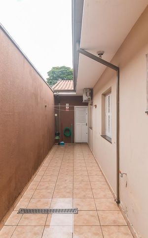 Casa para alugar com 299m², 3 quartos e 2 vagas Casa para alugar com 299m², 3 quartos e 2 vagasCorredor