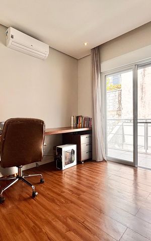 Casa de condomínio à venda com 300m², 3 quartos e 2 vagas Casa de condomínio à venda com 300m², 3 quartos e 2 vagasSuíte 3