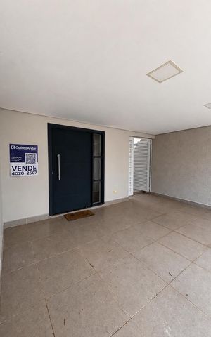 Casa de condomínio à venda com 300m², 3 quartos e 2 vagas Casa de condomínio à venda com 300m², 3 quartos e 2 vagasGaragem