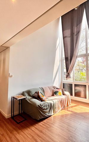 Casa de condomínio à venda com 300m², 3 quartos e 2 vagas Casa de condomínio à venda com 300m², 3 quartos e 2 vagasSala