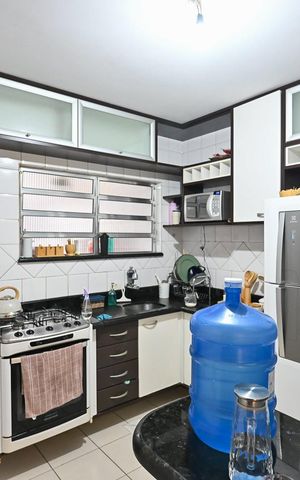 Casa à venda com 85m², 2 quartos e 2 vagasCozinha