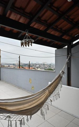 Casa à venda com 85m², 2 quartos e 2 vagasVaranda do Quarto 2
