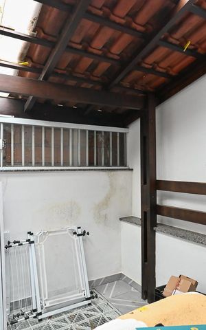 Casa à venda com 85m², 2 quartos e 2 vagasVaranda do Quarto 1