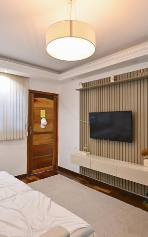Casa à venda com 85m², 2 quartos e 2 vagasSala