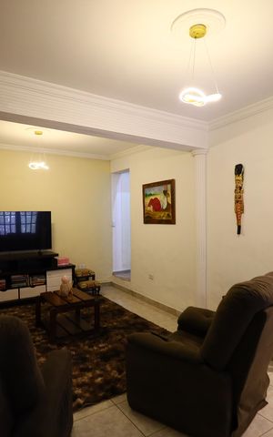Casa à venda com 190m², 6 quartos e 5 vagasSala