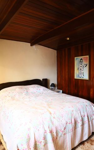 Casa à venda com 190m², 6 quartos e 5 vagasSuíte 1