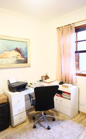 Casa à venda com 190m², 6 quartos e 5 vagasQuarto 3