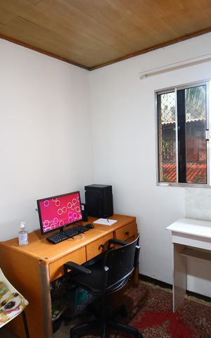 Casa à venda com 190m², 6 quartos e 5 vagasQuarto 5