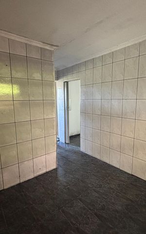 Casa à venda com 250m², 4 quartos e 3 vagas Casa à venda com 250m², 4 quartos e 3 vagasCozinha