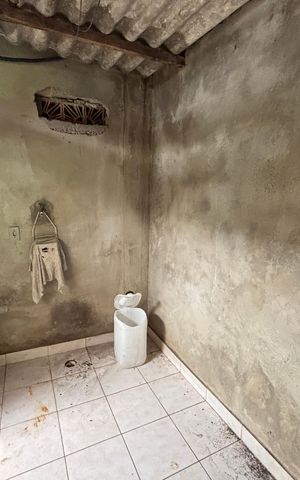 Casa à venda com 250m², 4 quartos e 3 vagas Casa à venda com 250m², 4 quartos e 3 vagasQuarto de serviço