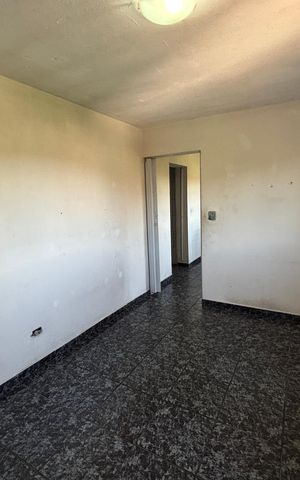 Casa à venda com 250m², 4 quartos e 3 vagas Casa à venda com 250m², 4 quartos e 3 vagasQuarto 2
