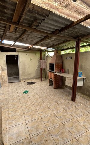 Casa à venda com 250m², 4 quartos e 3 vagas Casa à venda com 250m², 4 quartos e 3 vagasChurrasqueira