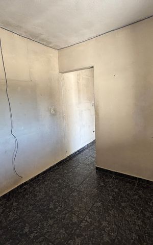 Casa à venda com 250m², 4 quartos e 3 vagas Casa à venda com 250m², 4 quartos e 3 vagasSuite