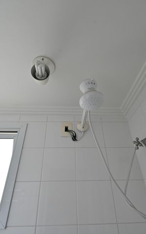 Apartamento à venda com 101m², 4 quartos e 2 vagasBanheiro de Serviço