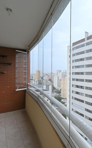 Apartamento à venda com 101m², 4 quartos e 2 vagasVaranda