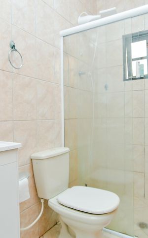 Casa para alugar com 55m², 2 quartos e sem vagaBanheiro