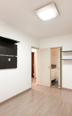 Apartamento à venda com 85m², 3 quartos e 2 vagas Apartamento à venda com 85m², 3 quartos e 2 vagasSuíte