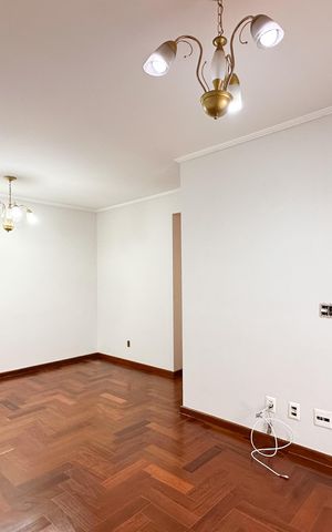 Apartamento à venda com 85m², 3 quartos e 2 vagas Apartamento à venda com 85m², 3 quartos e 2 vagasSala