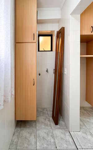 Apartamento à venda com 85m², 3 quartos e 2 vagas Apartamento à venda com 85m², 3 quartos e 2 vagasÁrea de Serviço