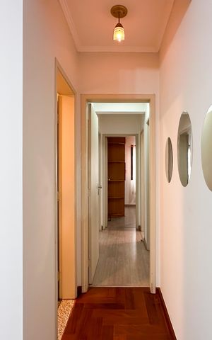 Apartamento à venda com 85m², 3 quartos e 2 vagas Apartamento à venda com 85m², 3 quartos e 2 vagasAcesso aos Quartos