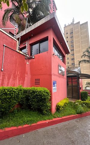 Apartamento à venda com 85m², 3 quartos e 2 vagas Apartamento à venda com 85m², 3 quartos e 2 vagasFachada