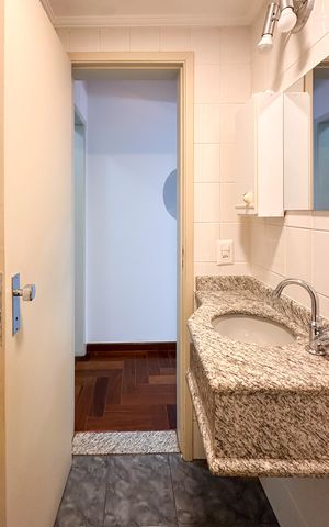 Apartamento à venda com 85m², 3 quartos e 2 vagas Apartamento à venda com 85m², 3 quartos e 2 vagasLavabo