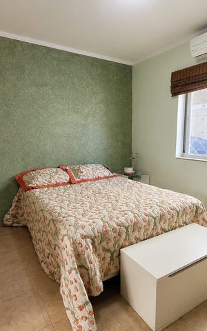 Casa à venda com 192m², 3 quartos e 3 vagas Casa à venda com 192m², 3 quartos e 3 vagasQuarto