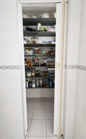 Casa à venda com 192m², 3 quartos e 3 vagas Casa à venda com 192m², 3 quartos e 3 vagasDespensa