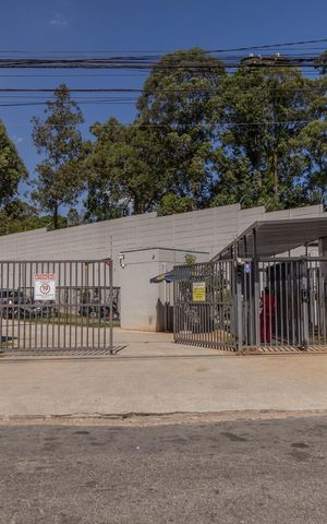Apartamento para alugar com 44m², 2 quartos e sem vaga Apartamento para alugar com 44m², 2 quartos e sem vagaFachada