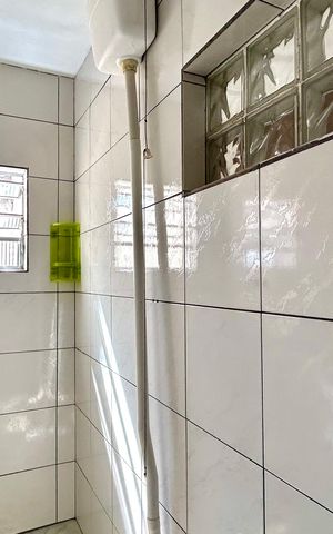 Casa para alugar com 80m², 1 quarto e 1 vaga Casa para alugar com 80m², 1 quarto e 1 vagaBanheiro