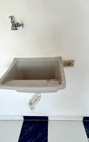 Casa para alugar com 80m², 1 quarto e 1 vaga Casa para alugar com 80m², 1 quarto e 1 vagaÁrea de Serviço