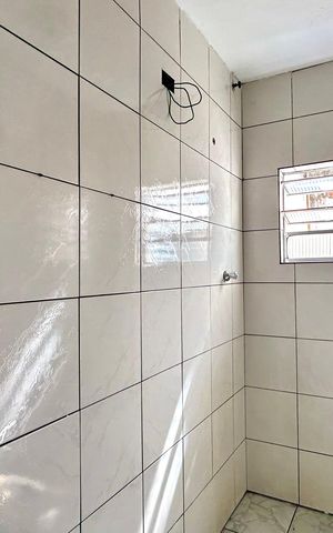 Casa para alugar com 80m², 1 quarto e 1 vaga Casa para alugar com 80m², 1 quarto e 1 vagaBanheiro