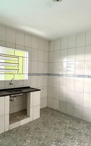 Casa para alugar com 70m², 1 quarto e 1 vaga Casa para alugar com 70m², 1 quarto e 1 vagaCozinha