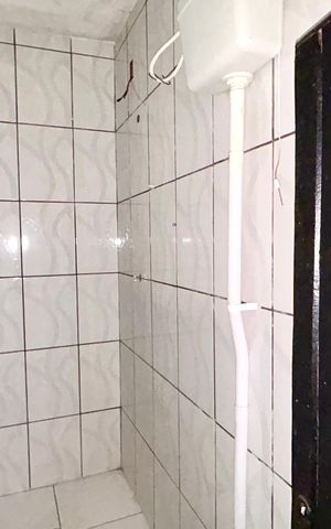 Casa para alugar com 70m², 1 quarto e 1 vaga Casa para alugar com 70m², 1 quarto e 1 vagaBanheiro