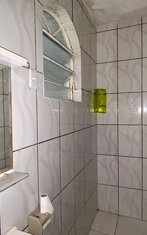Casa para alugar com 70m², 1 quarto e 1 vaga Casa para alugar com 70m², 1 quarto e 1 vagaBanheiro