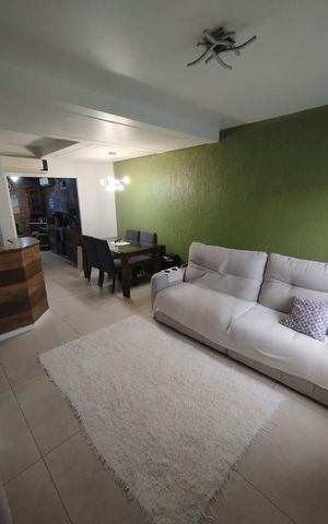 Casa de condomínio para alugar com 72m², 2 quartos e 2 vagas Casa de condomínio para alugar com 72m², 2 quartos e 2 vagasSala