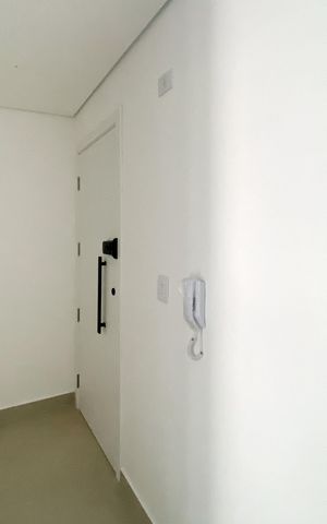 Apartamento à venda com 183m², 3 quartos e 4 vagas Apartamento à venda com 183m², 3 quartos e 4 vagasHall de entrada