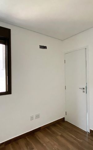 Apartamento à venda com 183m², 3 quartos e 4 vagas Apartamento à venda com 183m², 3 quartos e 4 vagasQuarto 2