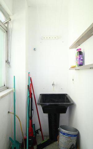 Apartamento à venda com 45m², 1 quarto e sem vagaÁrea de Serviço