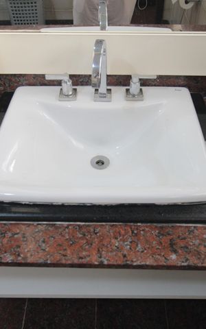 Apartamento à venda com 807m², 5 quartos e 4 vagasBanheiro da Suite 1